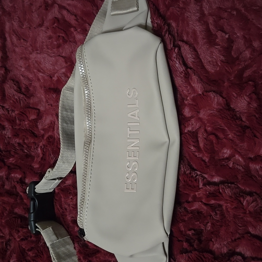 Essential Tan belt bag